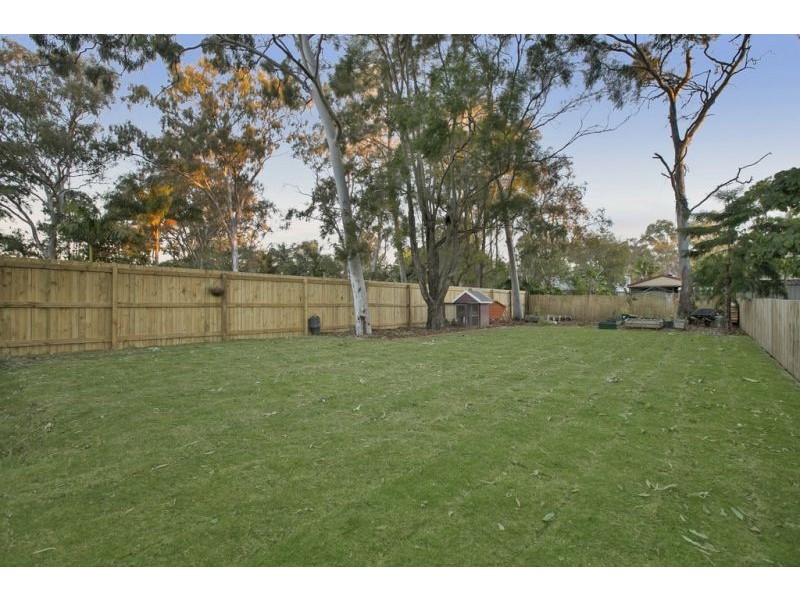 152 Mooroondu Road, Thorneside QLD 4158