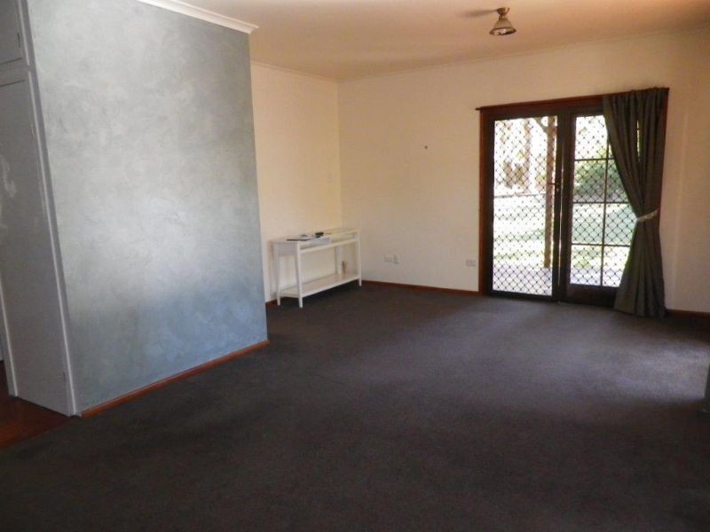 49 Kamarin Street, Manly West QLD 4179