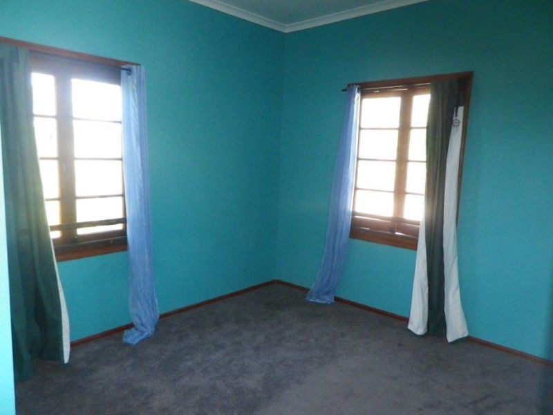 49 Kamarin Street, Manly West QLD 4179