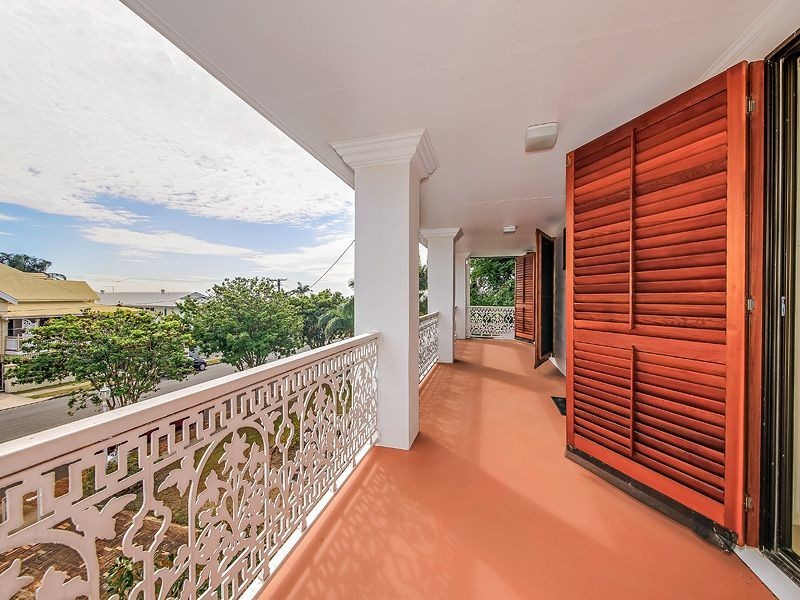 92 Walnut Street, Wynnum QLD 4178