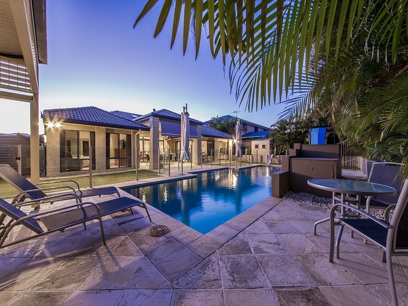 44 Ivy Crescent, Wakerley QLD 4154