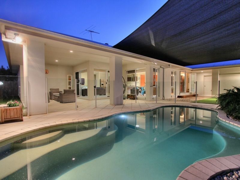 36 Balgowlah Street, Wakerley QLD 4154