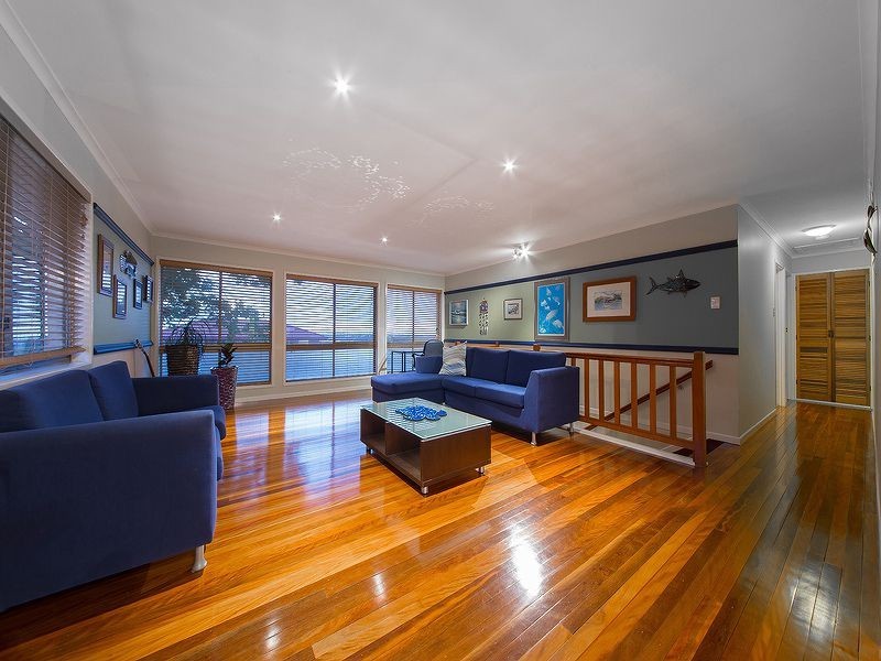 3 Carlia St, Wynnum West QLD 4178