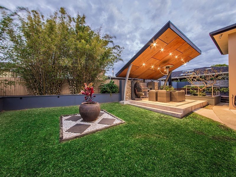 3 Carlia St, Wynnum West QLD 4178