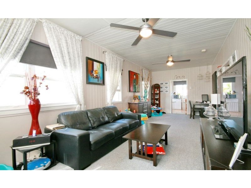 14 Berrima St, Wynnum QLD 4178