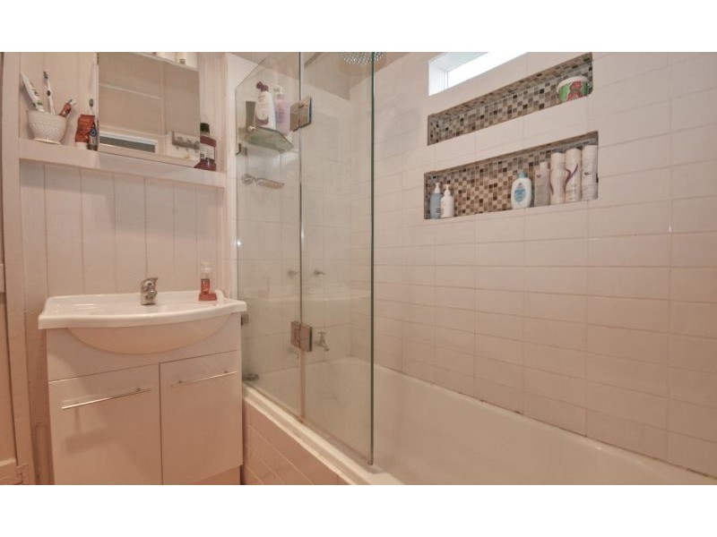 14 Berrima St, Wynnum QLD 4178