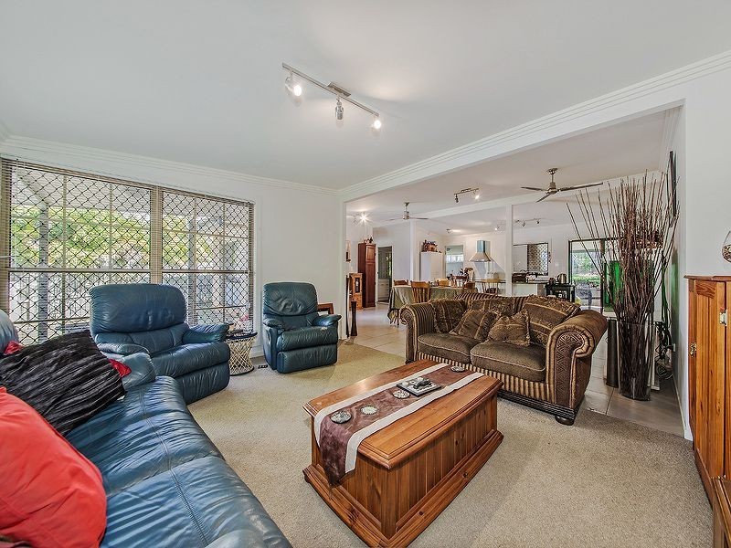24 Meron Street, Wynnum West QLD 4178