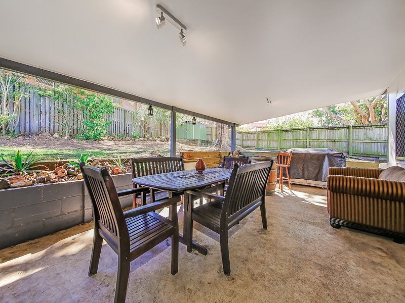 24 Meron Street, Wynnum West QLD 4178