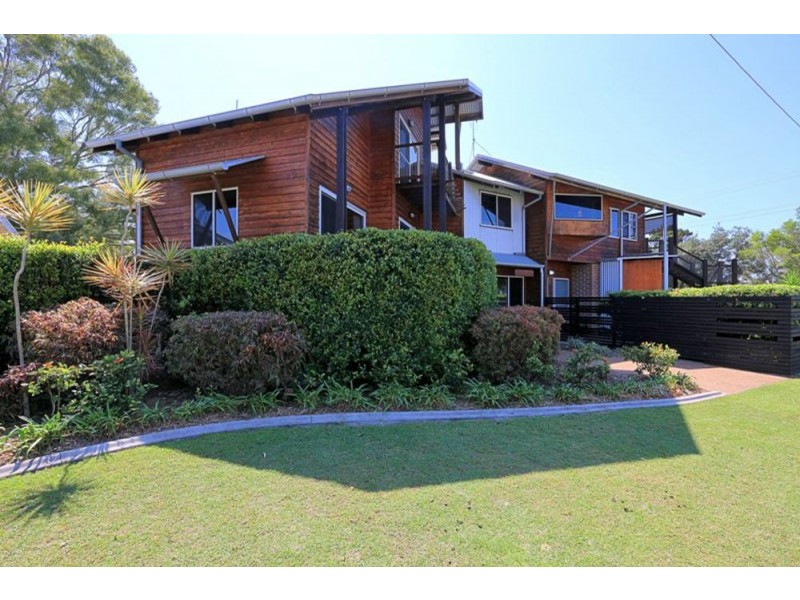 8 Esplanade, Woodgate QLD 4660