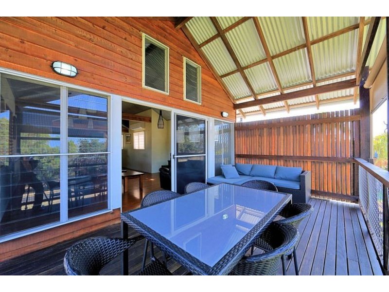 8 Esplanade, Woodgate QLD 4660