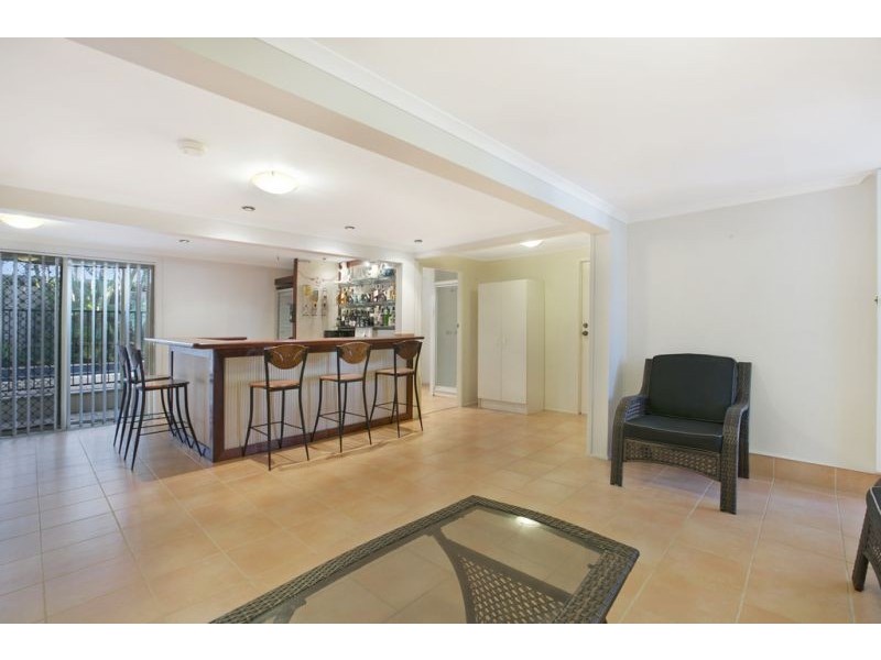 54 Barbara St, Manly West QLD 4179