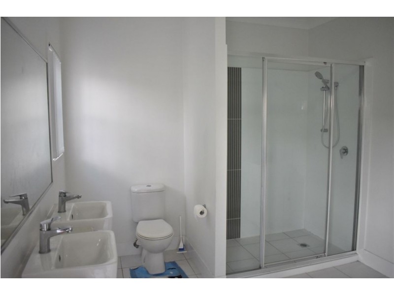 4/180 Thorneside Rd, Thorneside QLD 4158