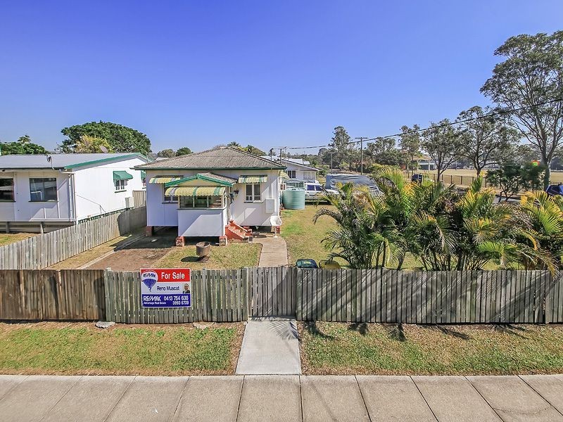 25 Railway Tce, Lota QLD 4179