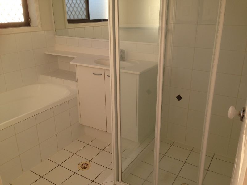 8 Sweetapple Place, Manly West QLD 4179