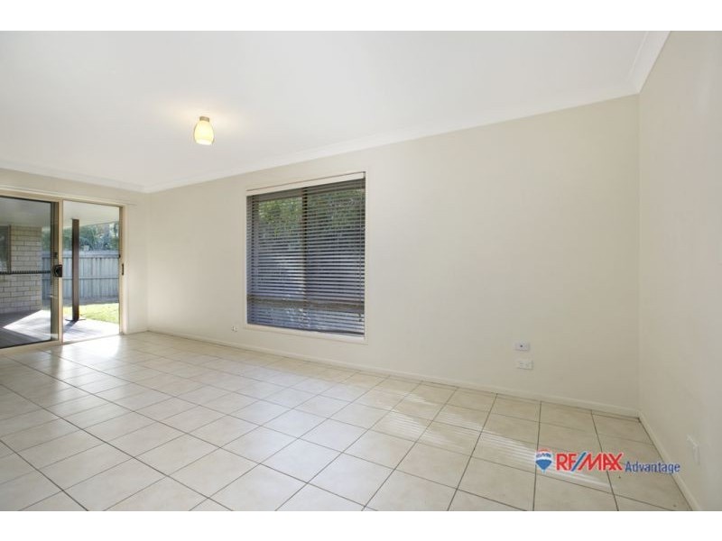 50 Senden Crescent, Manly West QLD 4179