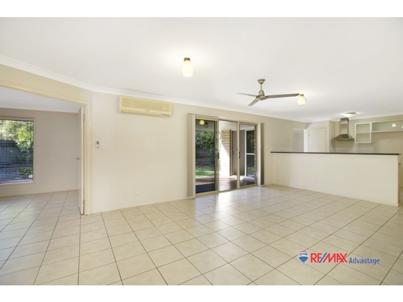 50 Senden Crescent, Manly West QLD 4179