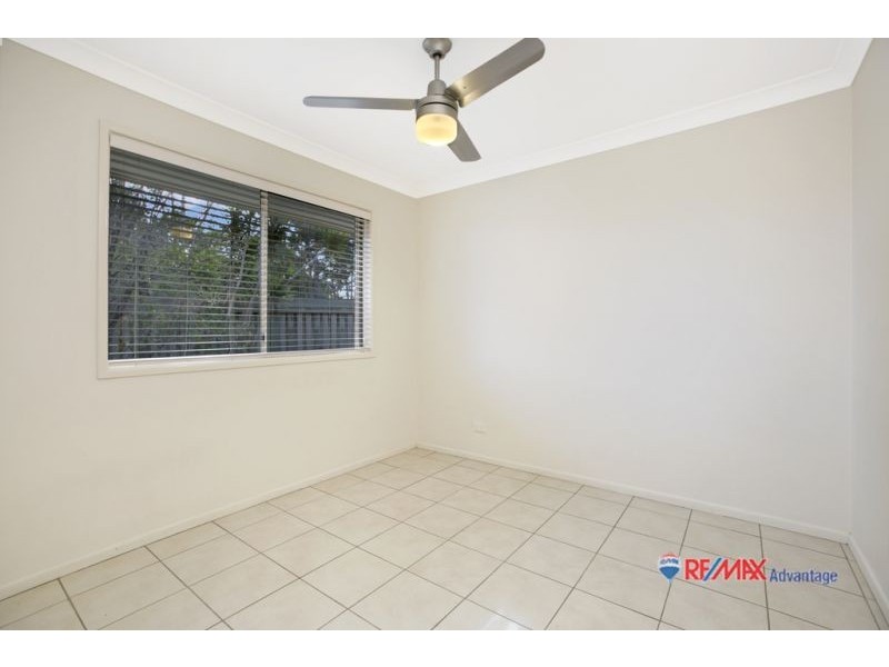 50 Senden Crescent, Manly West QLD 4179