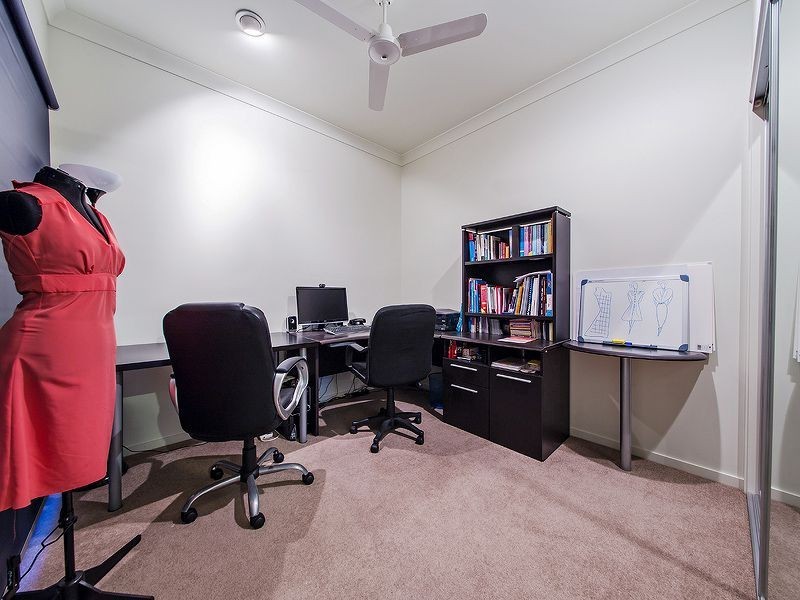 54 Mossvale Drive, Wakerley QLD 4154