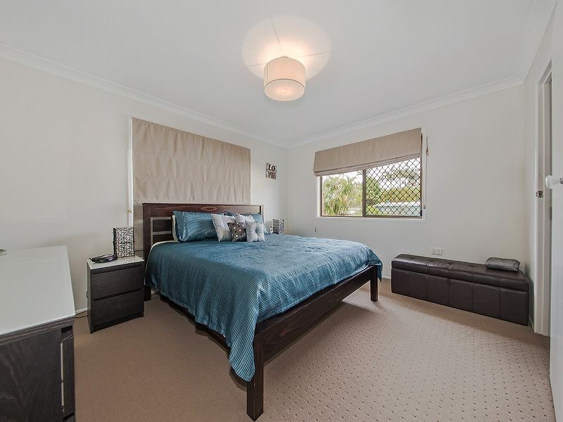 49 Barramay Street, Manly West QLD 4179
