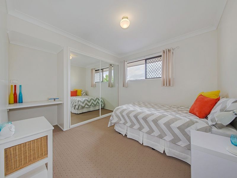 49 Barramay Street, Manly West QLD 4179