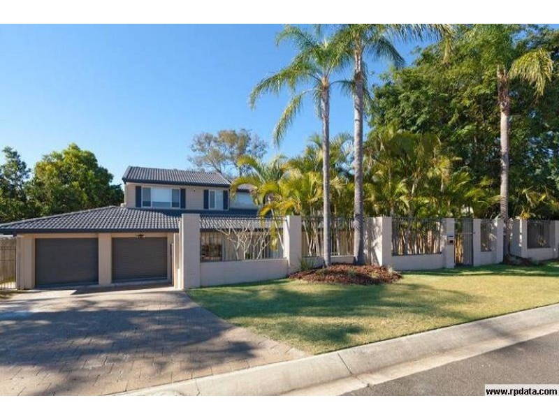 23 Rialanna Street, Kenmore QLD 4069