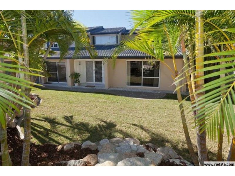 23 Rialanna Street, Kenmore QLD 4069