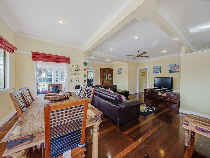 106 Sibley Road, Wynnum West QLD 4178
