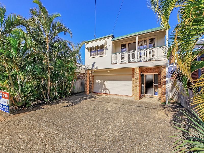 22 Stewart Pde, Manly QLD 4179