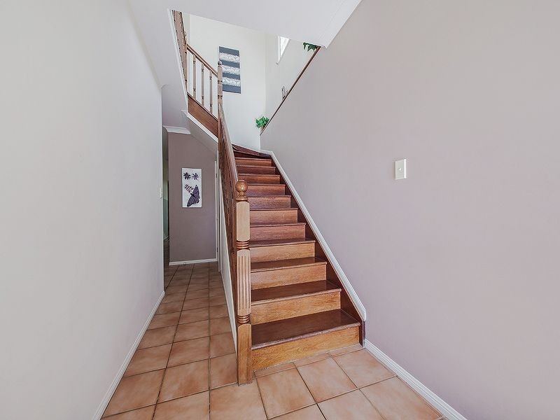 22 Stewart Pde, Manly QLD 4179