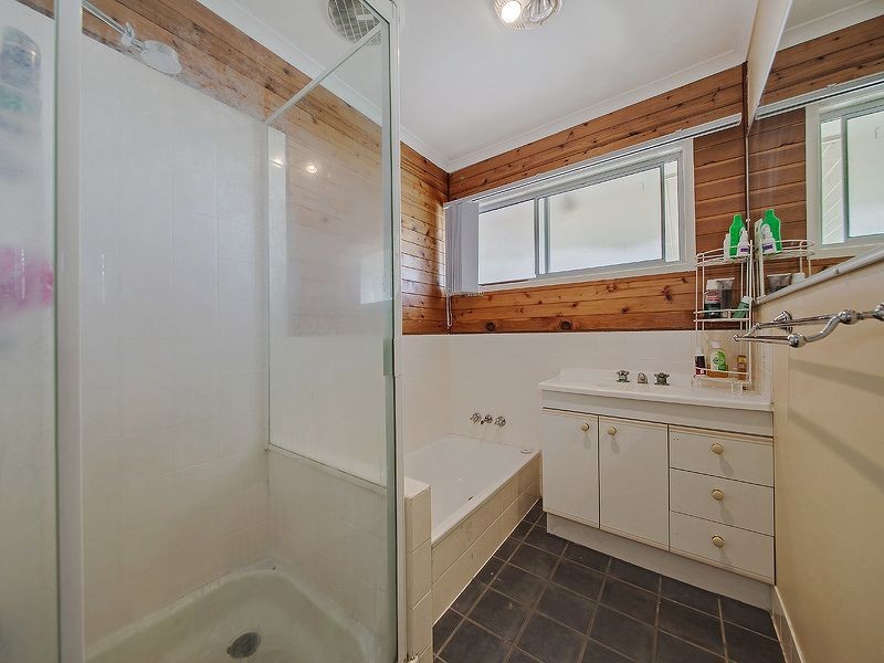 15 Rosedene Street, Manly West QLD 4179