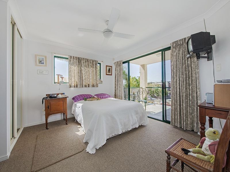 2/229 Stratton Terrace, Manly QLD 4179