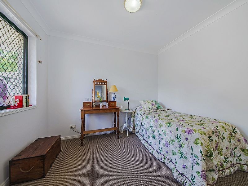 2/229 Stratton Terrace, Manly QLD 4179
