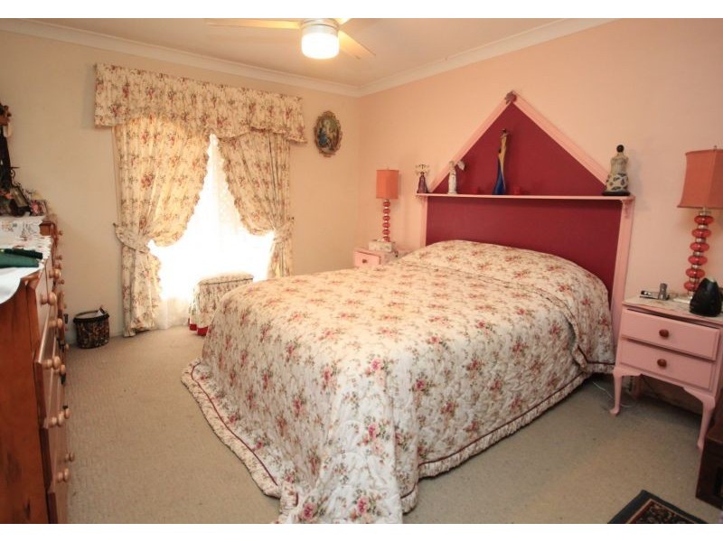 115 Randall Road, Wynnum West QLD 4178