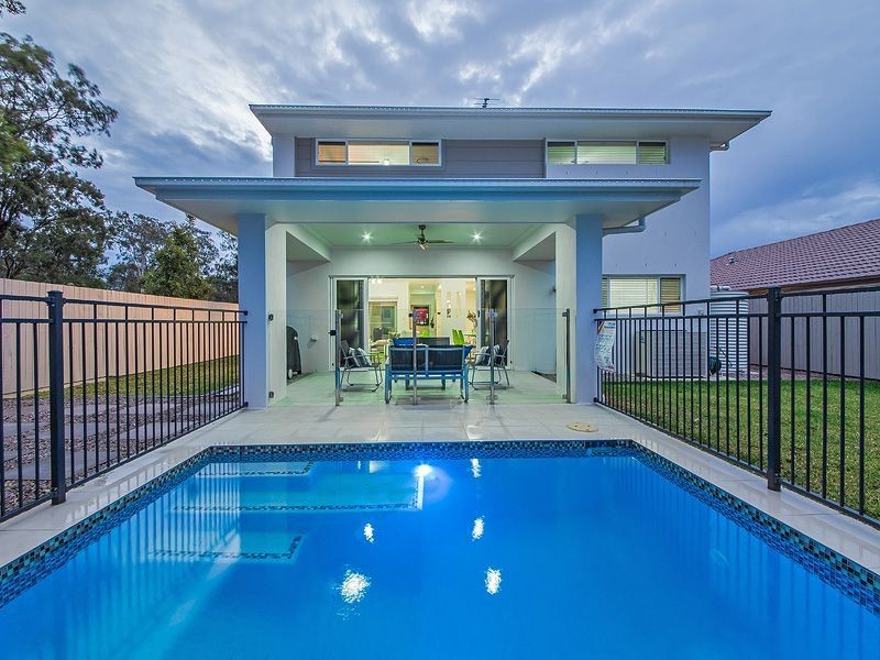 2 Foxwood Circuit, Wakerley QLD 4154