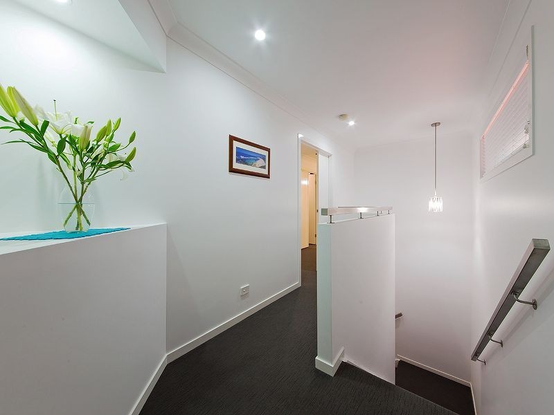 2 Foxwood Circuit, Wakerley QLD 4154