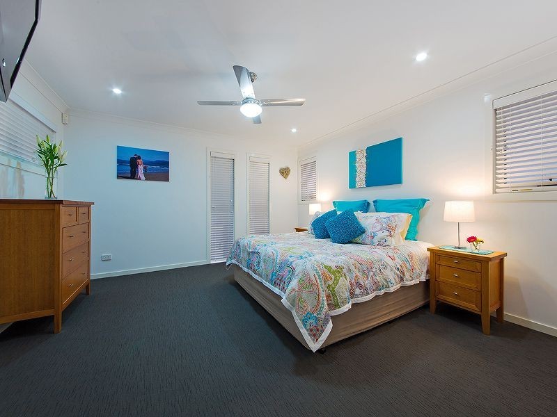 2 Foxwood Circuit, Wakerley QLD 4154
