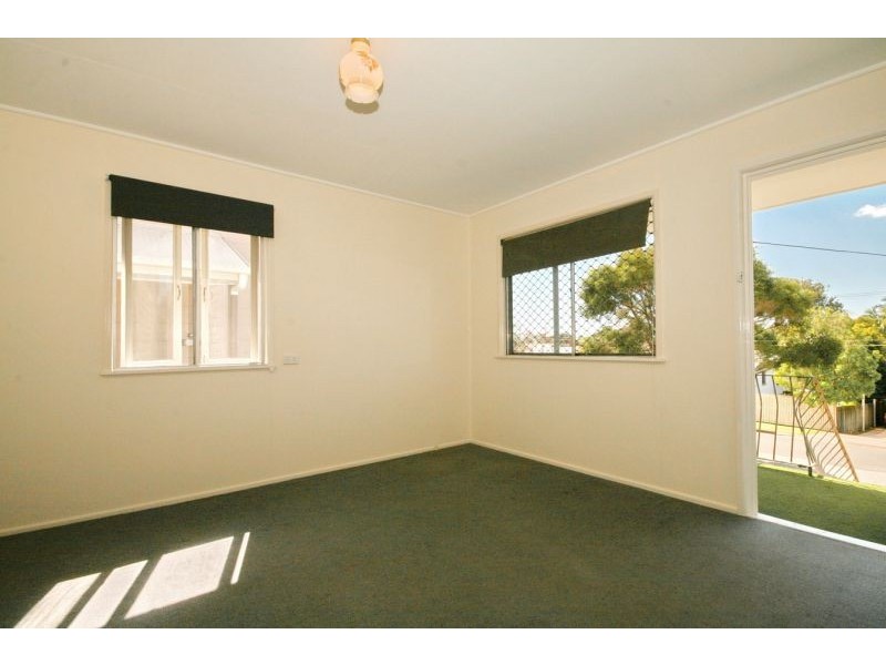 28 Buderim Street, Manly QLD 4179