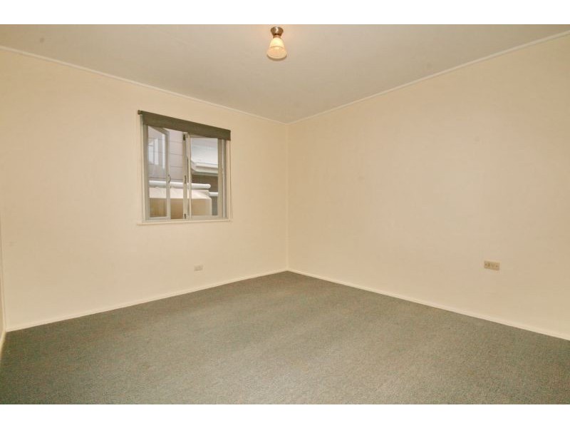 28 Buderim Street, Manly QLD 4179