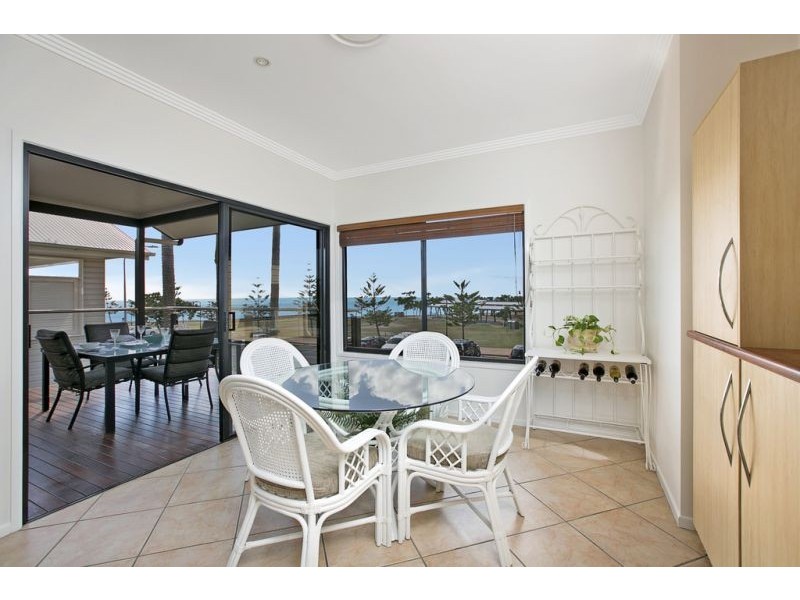 421 Esplanade, Manly QLD 4179