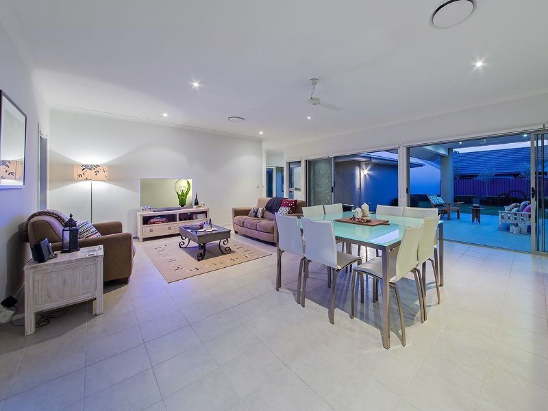 29 Macquarie Street, Wakerley QLD 4154