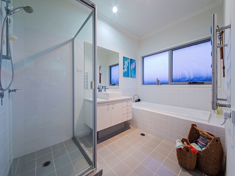 29 Macquarie Street, Wakerley QLD 4154