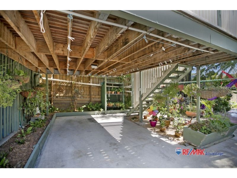 55 Yamboyna St, Manly QLD 4179