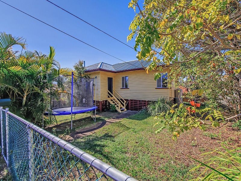 21 Parkview Avenue, Wynnum QLD 4178