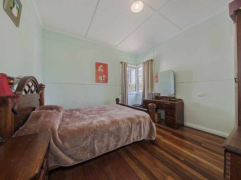21 Parkview Avenue, Wynnum QLD 4178