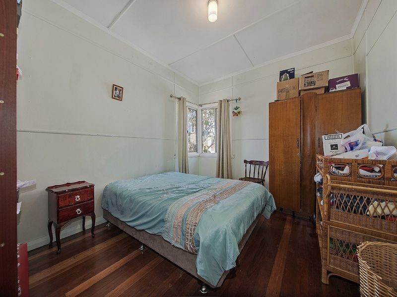 21 Parkview Avenue, Wynnum QLD 4178