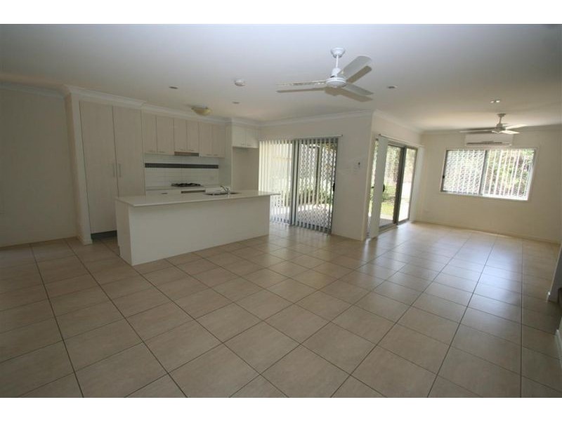 9/312 Manly Road, Manly West QLD 4179