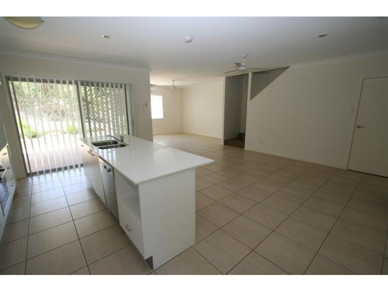 9/312 Manly Road, Manly West QLD 4179