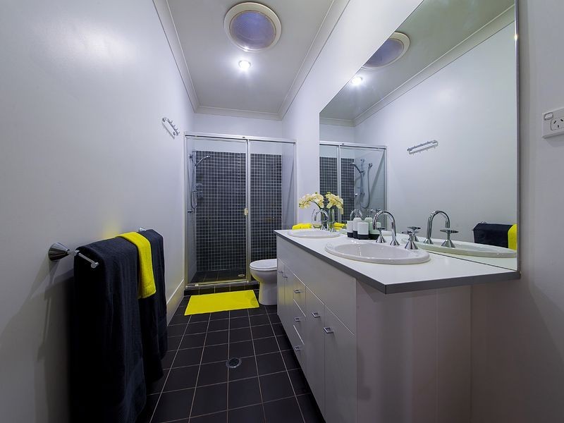 18 Goulburn Street, Wakerley QLD 4154