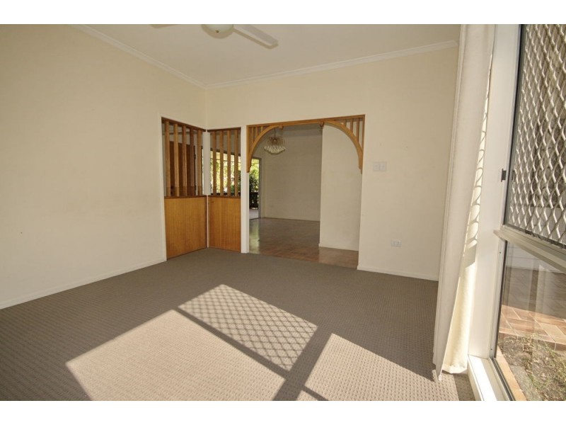 25 Carbethon Street, Manly QLD 4179