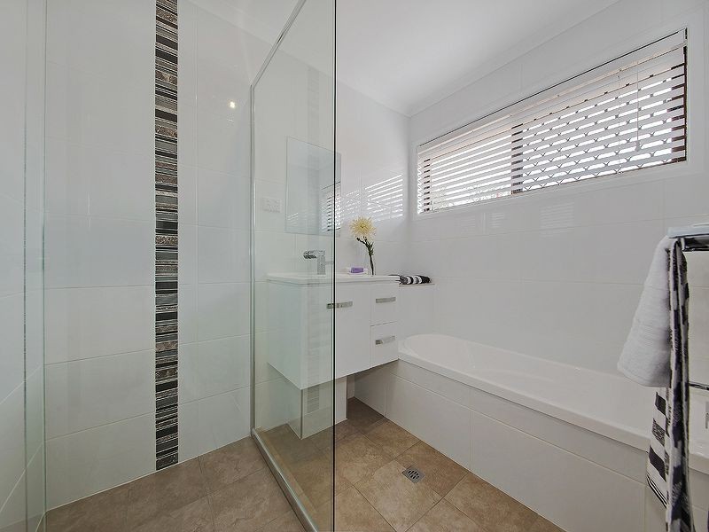 9 Gurnai Street, Belmont QLD 4153